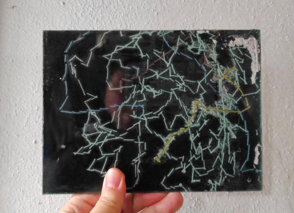 Dagmar Šubrtová, Hvězdné nebe, 2024-2025, ruční výšivka, samet, sklo, foto: autorka